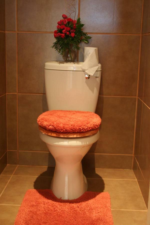פונגולה Rosegarden Guesthouse מראה חיצוני תמונה